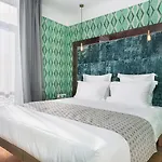 Hotel The Jay By Happyculture