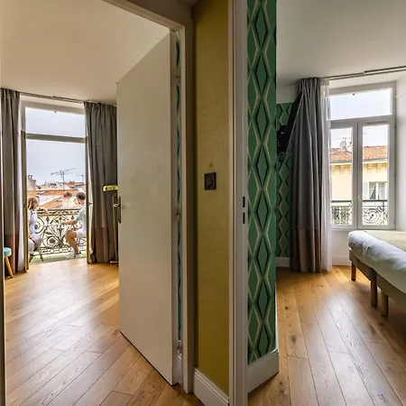 The Jay By Happyculture